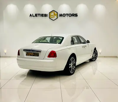 2016 ROLLS-ROYCE GHOST 照片 4