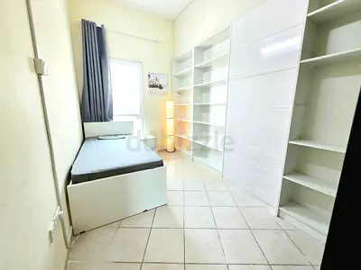 AMAZING ROOM FOR SINGLE PERSON right in front of Metro