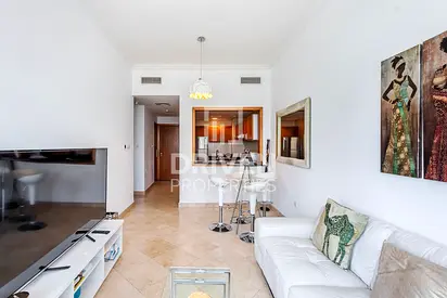 Marina Sea View | Vacant and well maintained