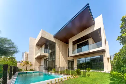 The W2 Villa at Sobha Hartland: A Contemporary Spec Built Villa with Burj Khalifa Views