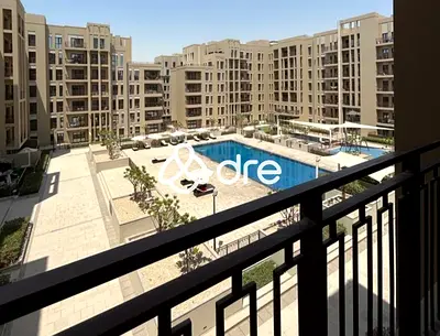 Pool View I Vacant I Spacious 2 Bed
