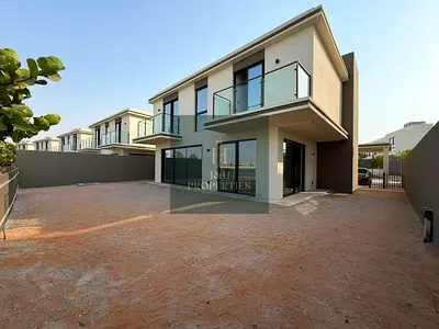 Beachfront 4BR Villa + Staff Rooms