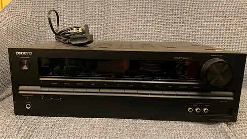 ONKYO HT R393 AVR