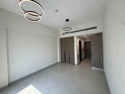 LUXURY STUDIO | NEW BUILDING | POOL & GYM