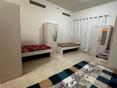 EXECUTIVE BEDSPACE FOR MAN IN SILICON OASIS