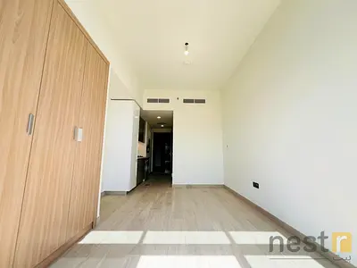 Spacious Studio | Unfurnished | Ready to Move In
