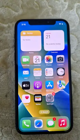 iPhone X 64GB Good Condition never repaired No accessories included only mobile phone