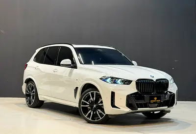 BMW X5 xDrive40i M Sport Pro 2025 | GCC |