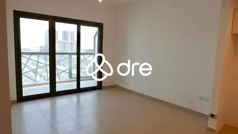 Bright | Large Layout | Townhouse View
