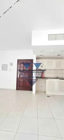Beautiful place family building Bright area Cantral AC spacious studio available cantral gas no dep