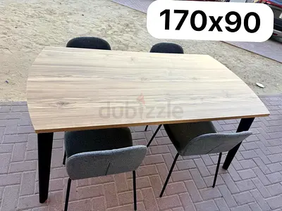 Excellent condition dining table set for sell