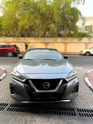 Nissan Maxima SV 2019 - American Specs - Excellent Condition