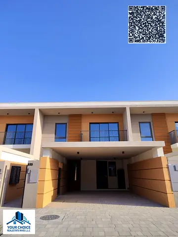 للبيع فيلا تاون هاوس (طابق أرضي + طابق أول) في مجمع "أزها" - 4 غرف نوم - منطقة العامرة، عجمان.