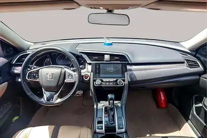 2019 Honda CIVIC — фото 9