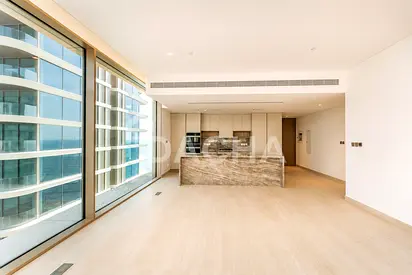 Ultra Luxury 2BR | Palm View | Prime Amenities