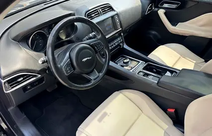 2018 Jaguar F-PACE — фото 4