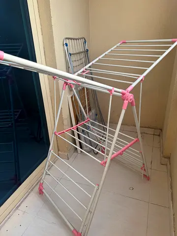 Foldable Multi-tier Clothes Drying Rack - White/Pink