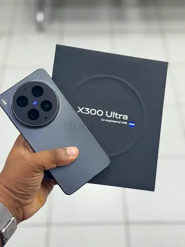Vivo x300 Ultra