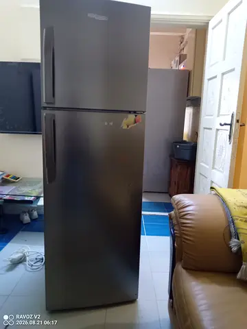 Refrigerator super general 360litter neat and clean