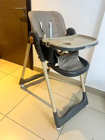 SimpleFold Baby High Chair - Grey, Good Condition