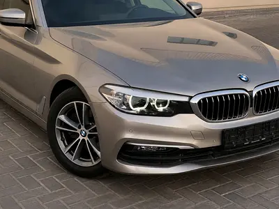 صورة 7 لـ 2020 BMW 5-SERIES