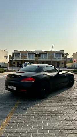 Stunning BMW Z4 sDrive23i 2011 | GCC Specs