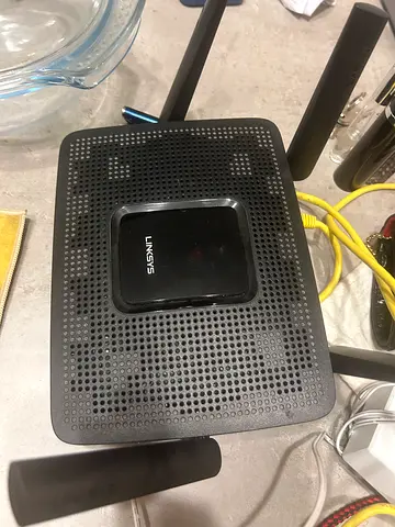 Linksys MR8300 AC2200 Tri-Band MU-MIMO Mesh WiFi Router