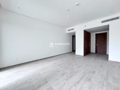 Ready to Move | City Walk Expert | Good Location