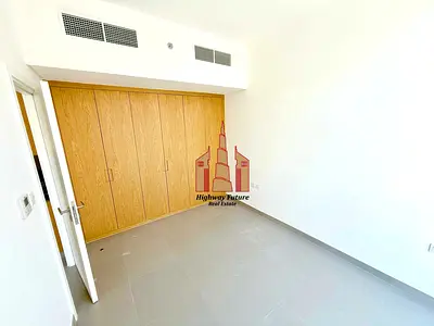 Brand New 1Bhk Apartment With Gym pool Parking built In Wardrobes 560K