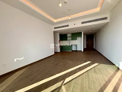 High Floor | Burj Al Arab View | Spacious | Bright