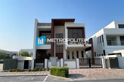 Brand New |Single Row 5BR+M |Vacant |Private Pool