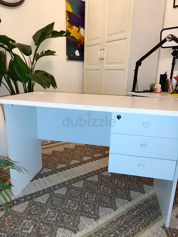 White Office Desk with 3 Lockable Drawers - Good Condition