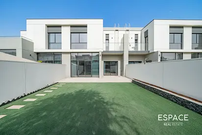 Priced To Sell | VOT | Close to the Park