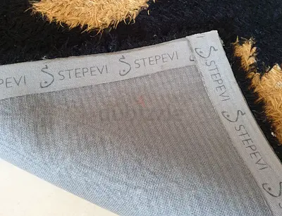 Stepevi grey shaggy area rug - good condition, 200 x 12 cm