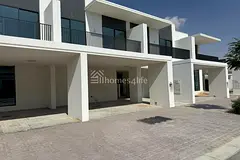 Spacious 3BR + M | Prime Location I Great Layout