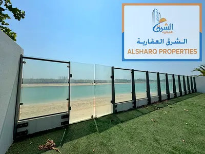 Elevator inside the villa Private garden Private swimming pool Private beach 2 covered parking spac
