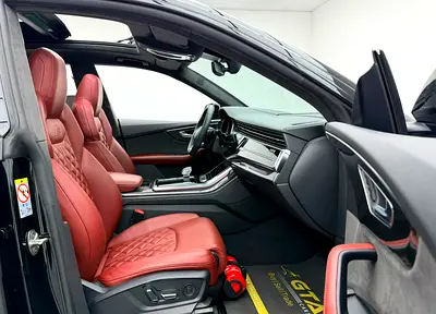 صورة 9 لـ 2022 AUDI RS Q8