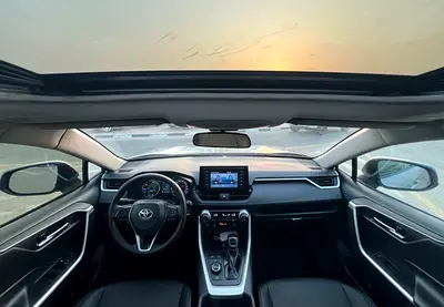 2021 Toyota RAV 4 — миниатюра 11