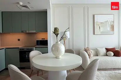 Fully Furnished | Fully Upgraded | High Floor