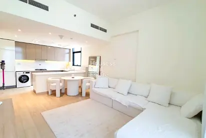 Spacious | Furnished | High Floor | Huge Layout