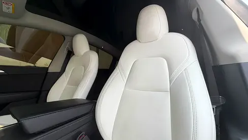 صورة 8 لـ 2022 Tesla MODEL Y