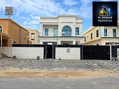 Ready-to-move-in property for sale, close to all amenities, with spacious designs, 5000 sq ft, freeh