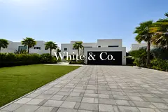 FULLY FURNISHED | RENOVATED | TURNKEY.