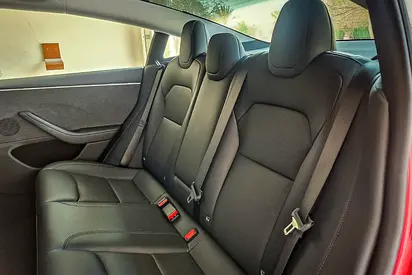 2024 Tesla MODEL 3 — миниатюра 13