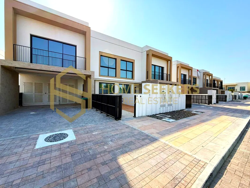 Experience luxury | golf-course communities | Call