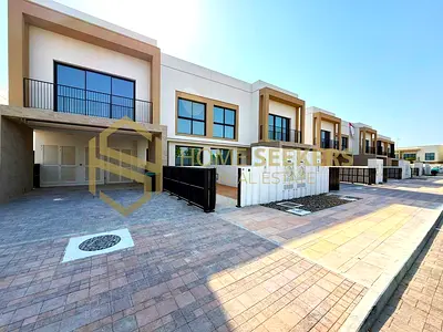 Experience luxury | golf-course communities | Call