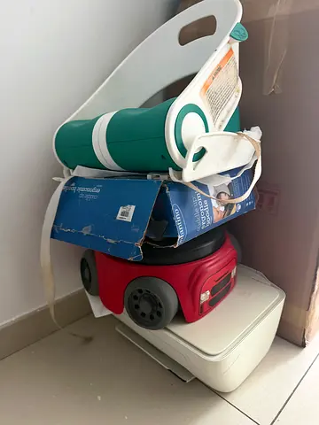 Kids cuddle up carrier , booster , printer etc for 100