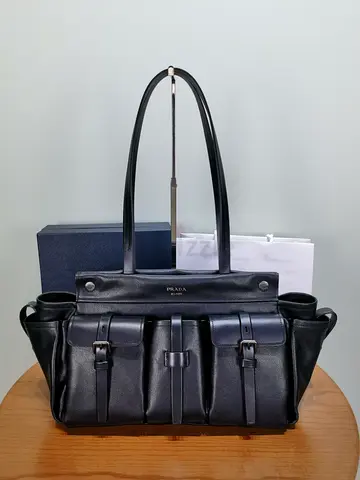 PRADA Women's Bag Route