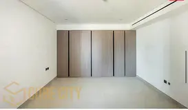 Vacant & Ready | 1BR | Excellent Connectivity