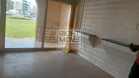 Best Offer Ready Shop for rent in Spain cluster/ 36000
